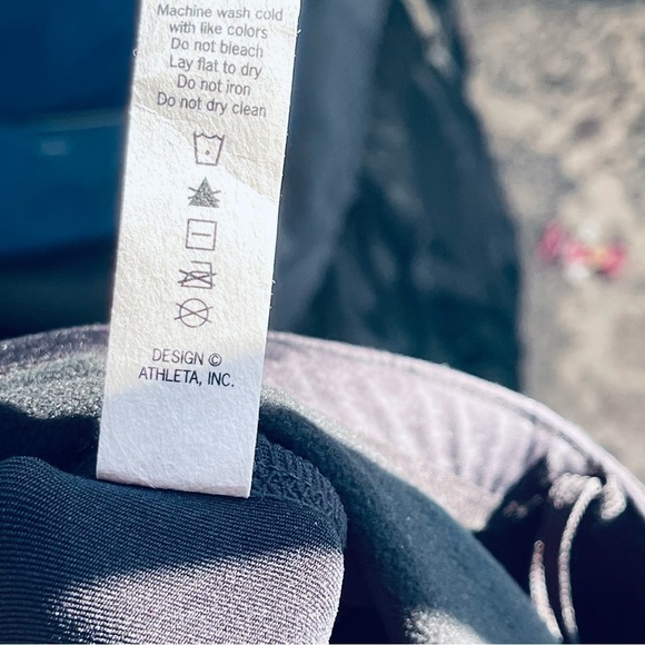 ATHLETA Black Crops Side Zip Style 46016 - Picture 6 of 9